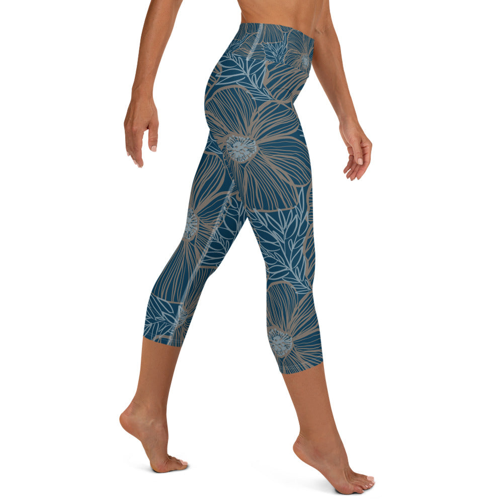 Yoga Capri Leggings - Blue Hibiscus